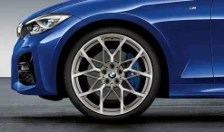 BMW Sommerkompletträder M Performance Y-Speiche 795 bicolor (ferricgrey / hochglanzgefräst) 20 Zoll RDCi 2er G42 3er G20 4er G22 Pirelli (Mischbereifung)