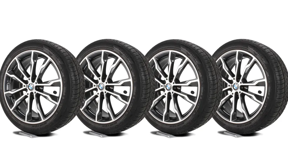 BMW Winterkomplettradsatz X3 G01 X4 G02 20 Zoll Styling 699 M Doppelspeiche