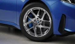 BMW Winterkompletträder Doppelspeiche 1059 refined silver 19 Zoll RDCI i3 NA0