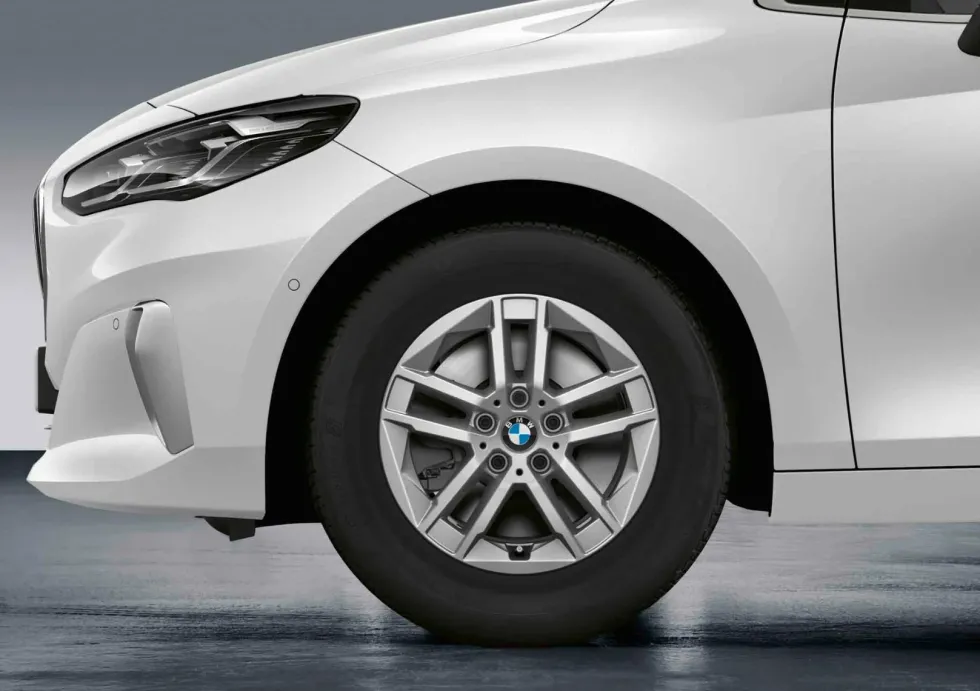 BMW Winterkompletträder Doppelspeiche 186 refined silver 16 Zoll RDCi 2er U06 Continental