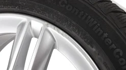 BMW Winterkompletträder 2er F45 F46 17 Zoll Styling 483 M Doppelspeiche silber