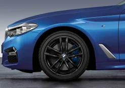 BMW Winterkompletträder M Doppelspeiche 662M jack black uni 18 Zoll RDCi 5er G30 G31 Goodyear