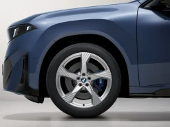 BMW Winterkompletträder Sternspeiche 1045 refined silver 20 Zoll RDCi iX3 NA5 iX4 NA7 Vredestein