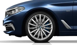 BMW Winterkompletträder Vielspeiche 633 reflex silver 19 Zoll RDCi 5er G30 G31 Pirelli