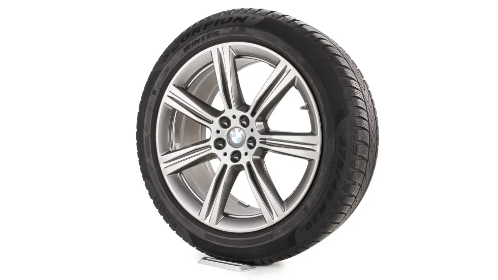 BMW Winterkompletträder X5 G05 X6 G06 20 Zoll Styling 736 Sternspeiche