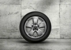 MINI Alufelge Heli Spoke 492 silber 5,5J x 15 ET 46 Vorderachse / Hinterachse