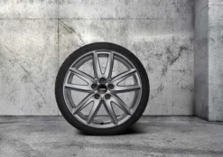 MINI Alufelge JCW Grip Spoke 520 brightsilver 8Jx18 ET57 F54 Vorderachse/Hinterachse