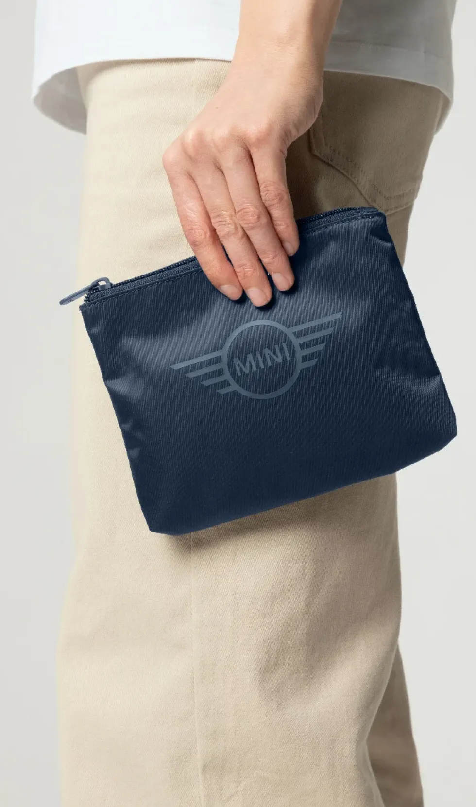 MINI Pouch Soft Wing Logo