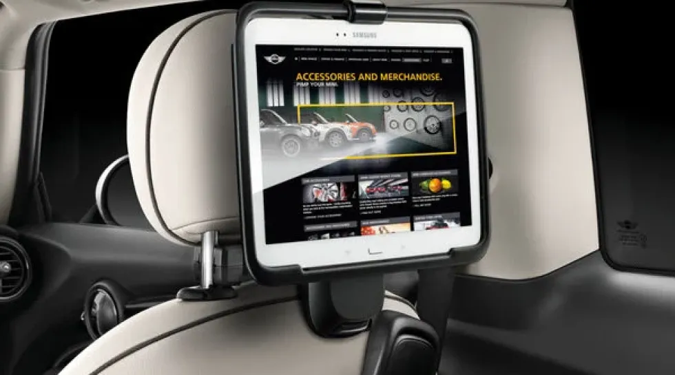 MINI Travel & Comfort System