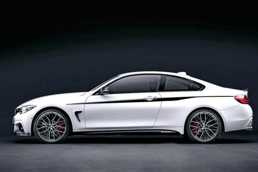 M Performance Akzentstreifen 4er F36